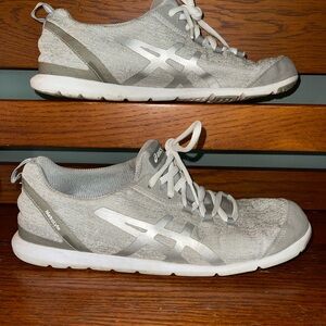 ASICS MetroLyte Shoes.  Size 9.  Silver/Gray.